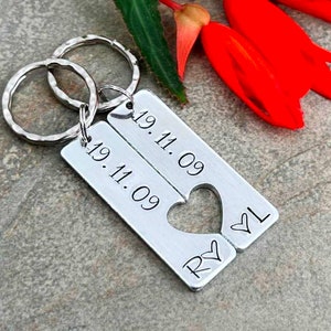 Couples Keyring, Personalised Special Date Gift, Relationship, Wedding, Anniversary, Valentine's Gift image 2