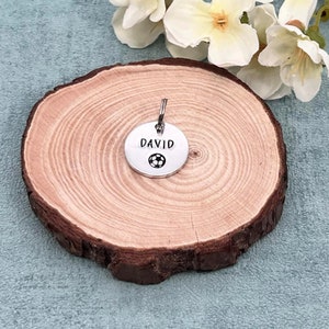 Additional round tag for Daddy's team football keyring for previous customers only