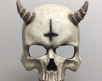 Demon skull half mask with horns