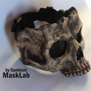 Skull half mask image 3