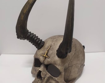 Demon skull half mask with horns