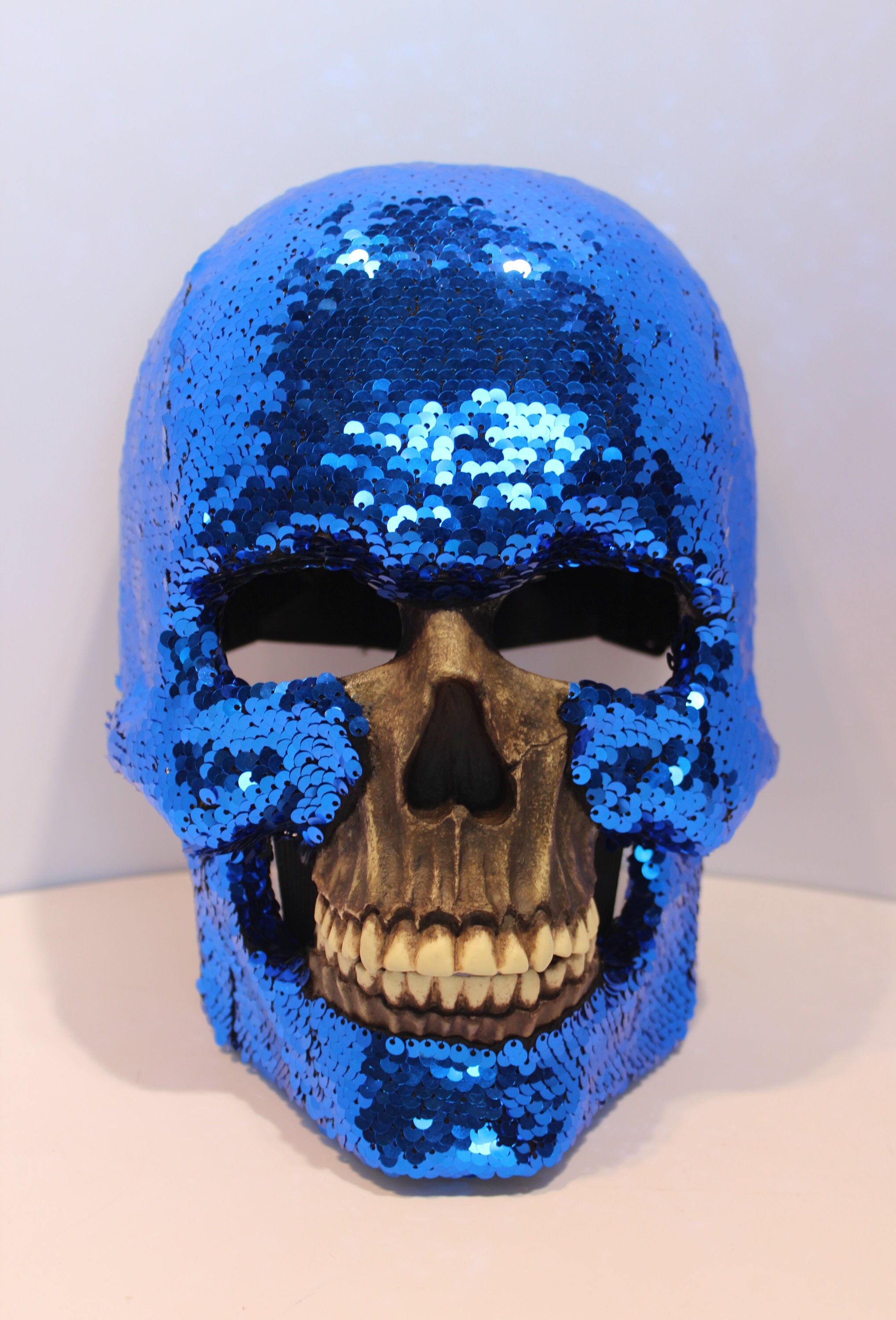 Skull Mask With Movable Jaw