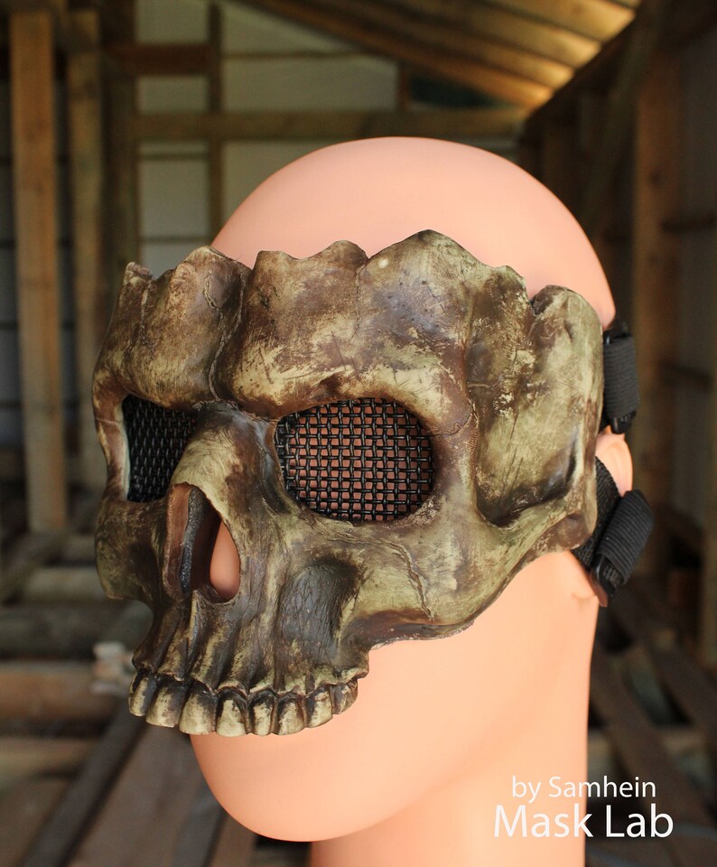 Skull half mask image 8