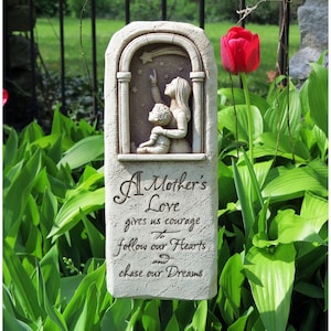 Mother and Child Plaque, Mother&#39;s Day Gift, New Mom Gift, Mother and Child Art, Gift for Mom, Mother and Child Sculpture, Birthday Gift