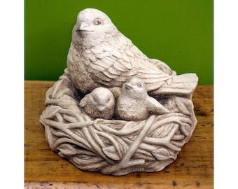 Bird Nest Sculpture, Housewarming Gift, Mother Cozy Bird Nest with fledglings, Mother's Day Gift, Bird Figurines, Bird Nest Art For Garden