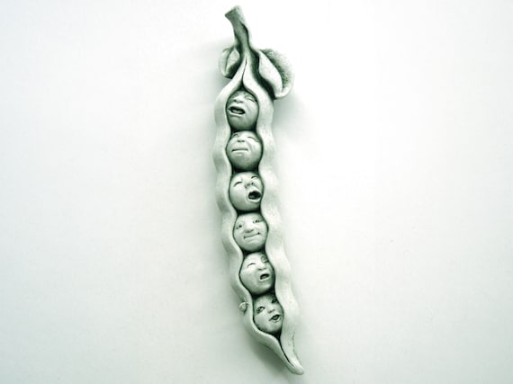 Peas in a Pod Stone Sculpture for Home or Garden, Two Peas in a