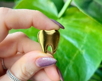 Gold Tooth Pin, Dental Gift Ideas, Dental Hygienist gift, dental nurse gift, dental assistant gift, dental gift ideas
