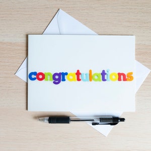 Tarjeta de felicitaciones. Interior en blanco para que puedas enviarle tus mejores deseos a alguien que necesita ser felicitado.