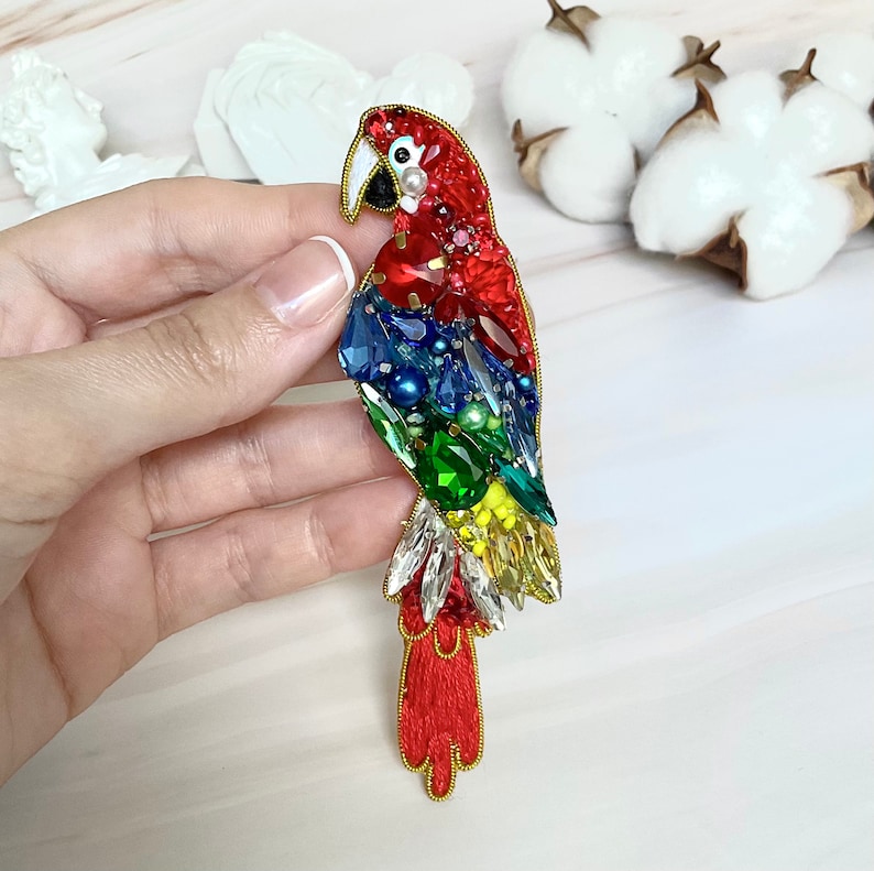 Macaw Parrot Colorful Large Extravagant Brooch Gift for Bird Lover