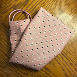 Baby Weigh Sling in Blush Bees Print - Weighing Sling for Midwives, Homebirth Moms, Birth Workers, Doulas and More!