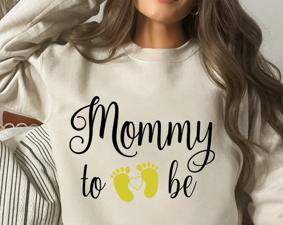 Womens Mom To Be Again 2019 Tshirt Pregnancy Notification Gift Womens Mom To Be Again 2019 Tshirt Pregnancy Notification Gift