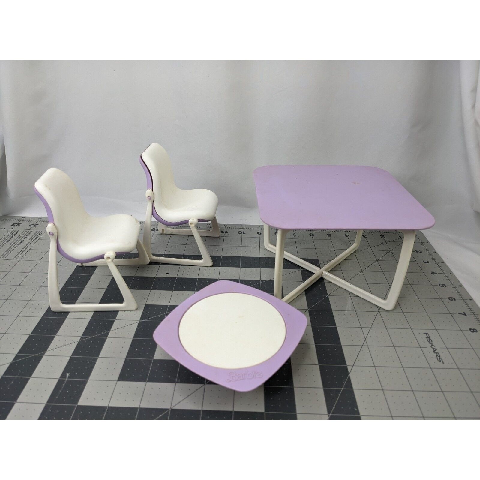 Barbie table chair hotsell