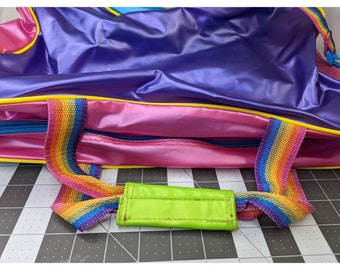 Lisa Frank リサフランク ねこ/cat ポシェット /bag Angel Kitty™ Cross Body Bag – Lisa Frank