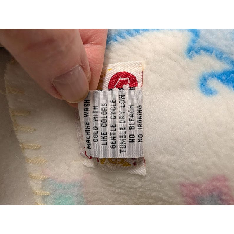 Stitch Home Baby Blanket Moons Stars Fleece Celestial White Blue Pink Yellow Bild 4