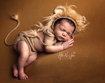 Newborn Knit Lion Costume: Baby Lion Hat with Ears, Knitted Diaper Cover with Lion Tail; Knitted Baby Clothes, Photo Booth Props 'Lambert'