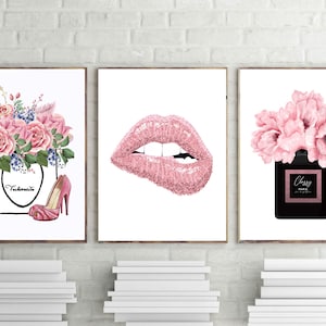 Modedrucke, rosa Lippen Poster, edles Parfum Art Dekor, 3er Set, Rosen Modebeutel Poster, Absatz Druck, Schlafzimmer Dekor, digitaler Download