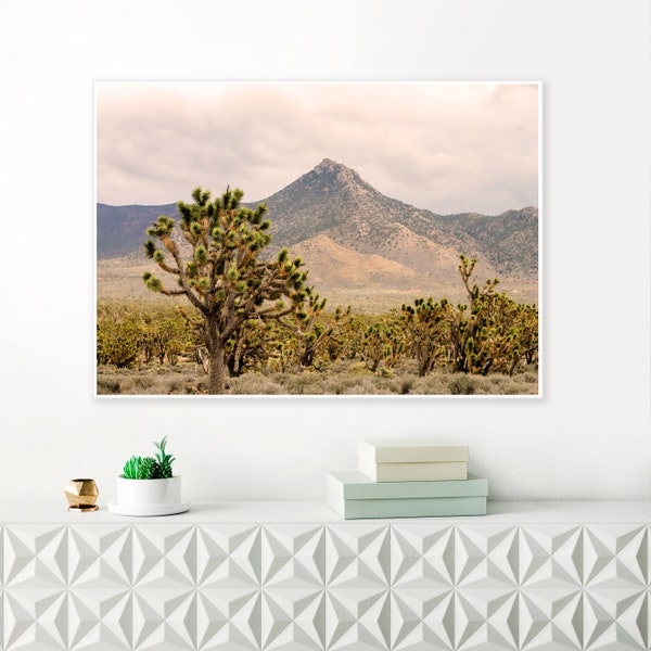 Joshua Tree Print, montagne du désert Art numérique, Décor d’art de cactus, Art mural imprimable, Décor boho, Grande affiche imprimée, Photographie de paysage