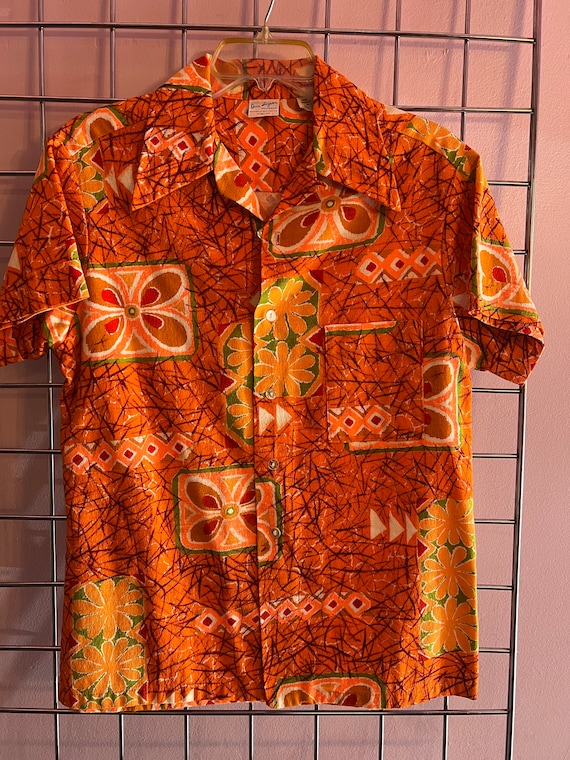 1960s Hawaiian shirt