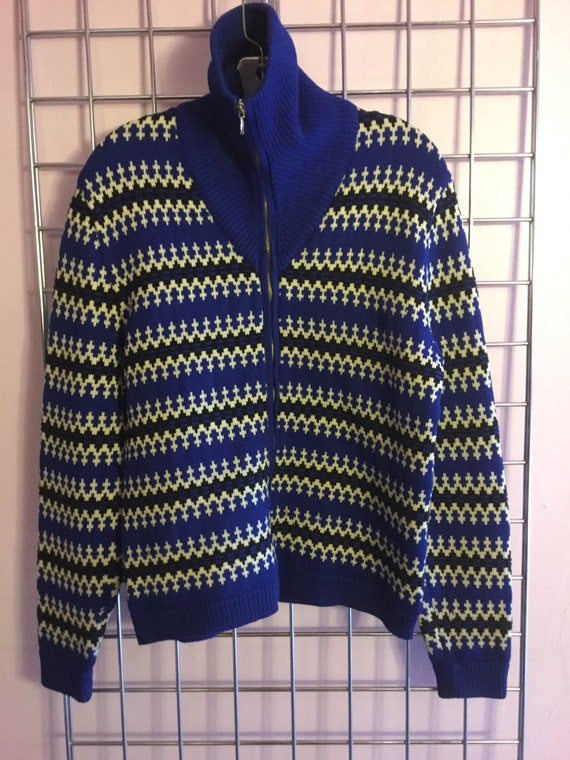 SALE ! Austrian wool ski sweater, zip neck, rich c