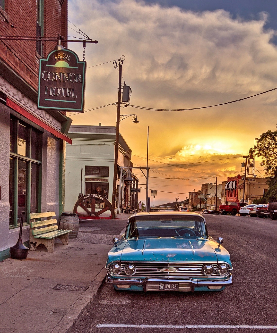 retro road tripper