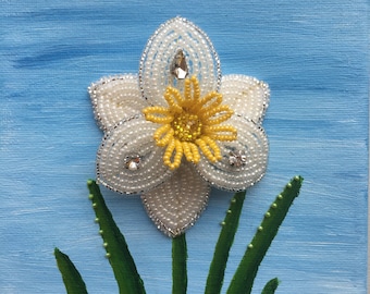 Daffodil floral brooch painting