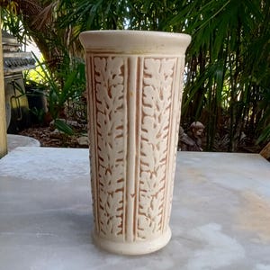 Weller Clinton Ivory 9" Vase