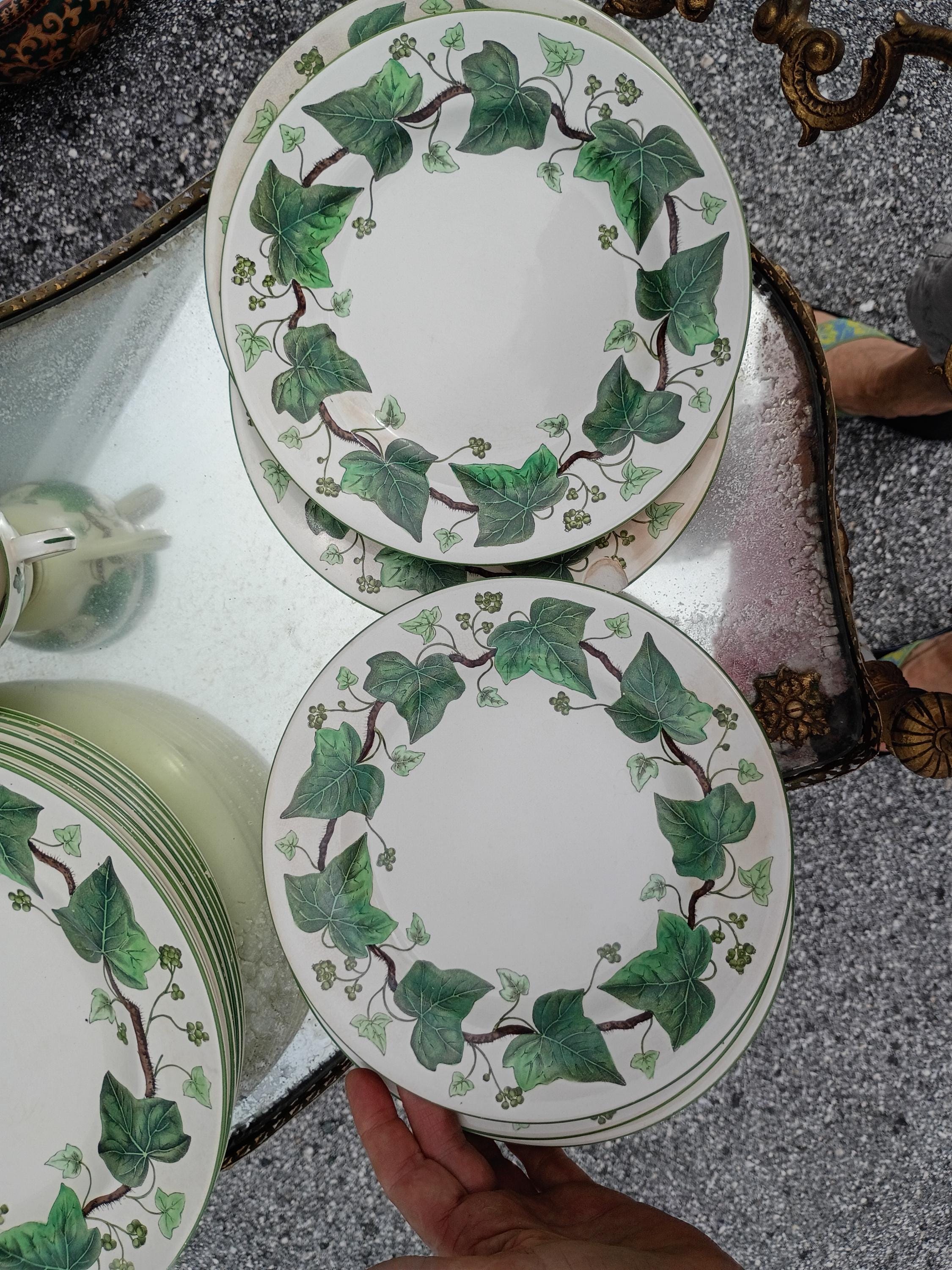 Wedgwood Napoleon Ivy Dinner Plate - Etsy