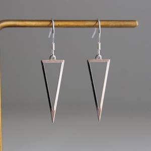 Sterling silver triangle earrings Everyday minimal earrings Dainty earrings Valentine’s Day Gift