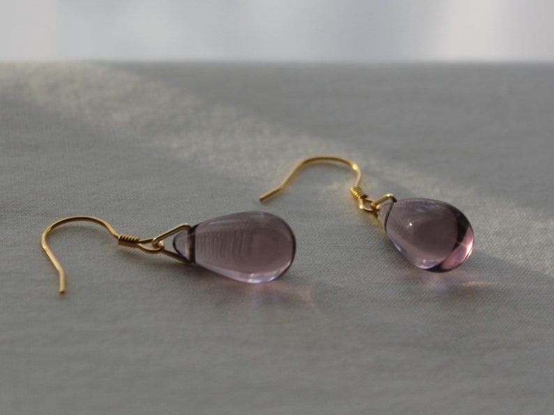 Light plum purple teardrop earrings Minimal Classic earrings Gift image 5