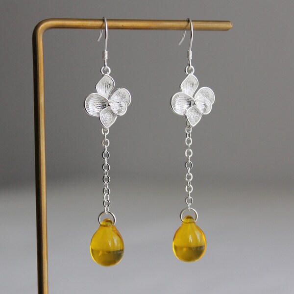 Silver plated flower pendant with yellow teardrop earrings Wedding Bridesmaid earrings Gift