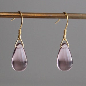 Light plum purple teardrop earrings Minimal Classic earrings Gift image 1