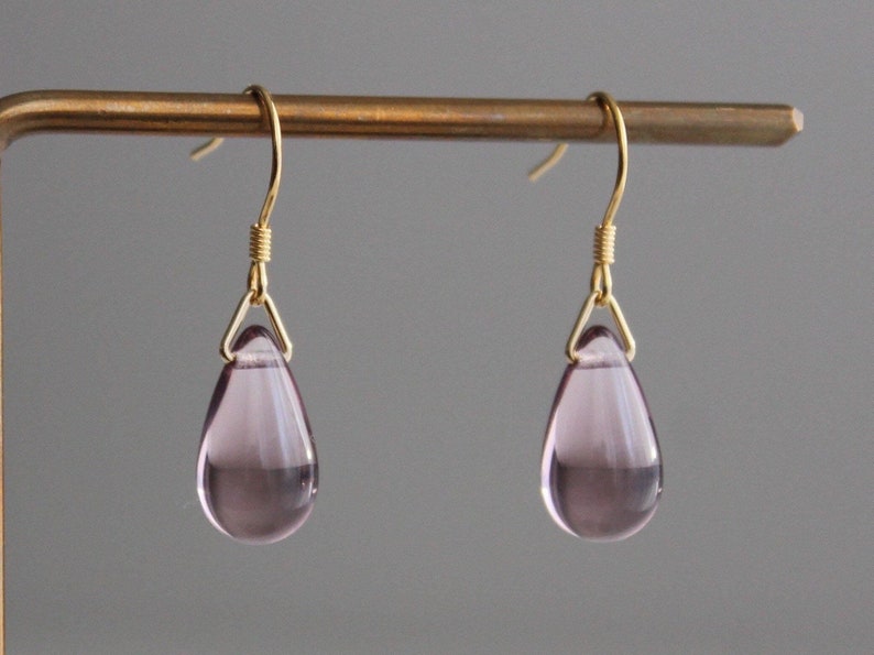 Light plum purple teardrop earrings Minimal Classic earrings Gift image 1