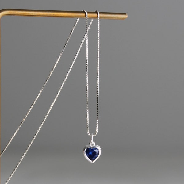 Collier petit coeur bleu en argent sterling Collier délicat Cadeau