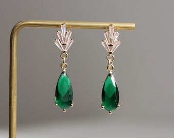 Clear zircon leaf and emerald green teardrop earrings Delicate and Elegant earrings Gift