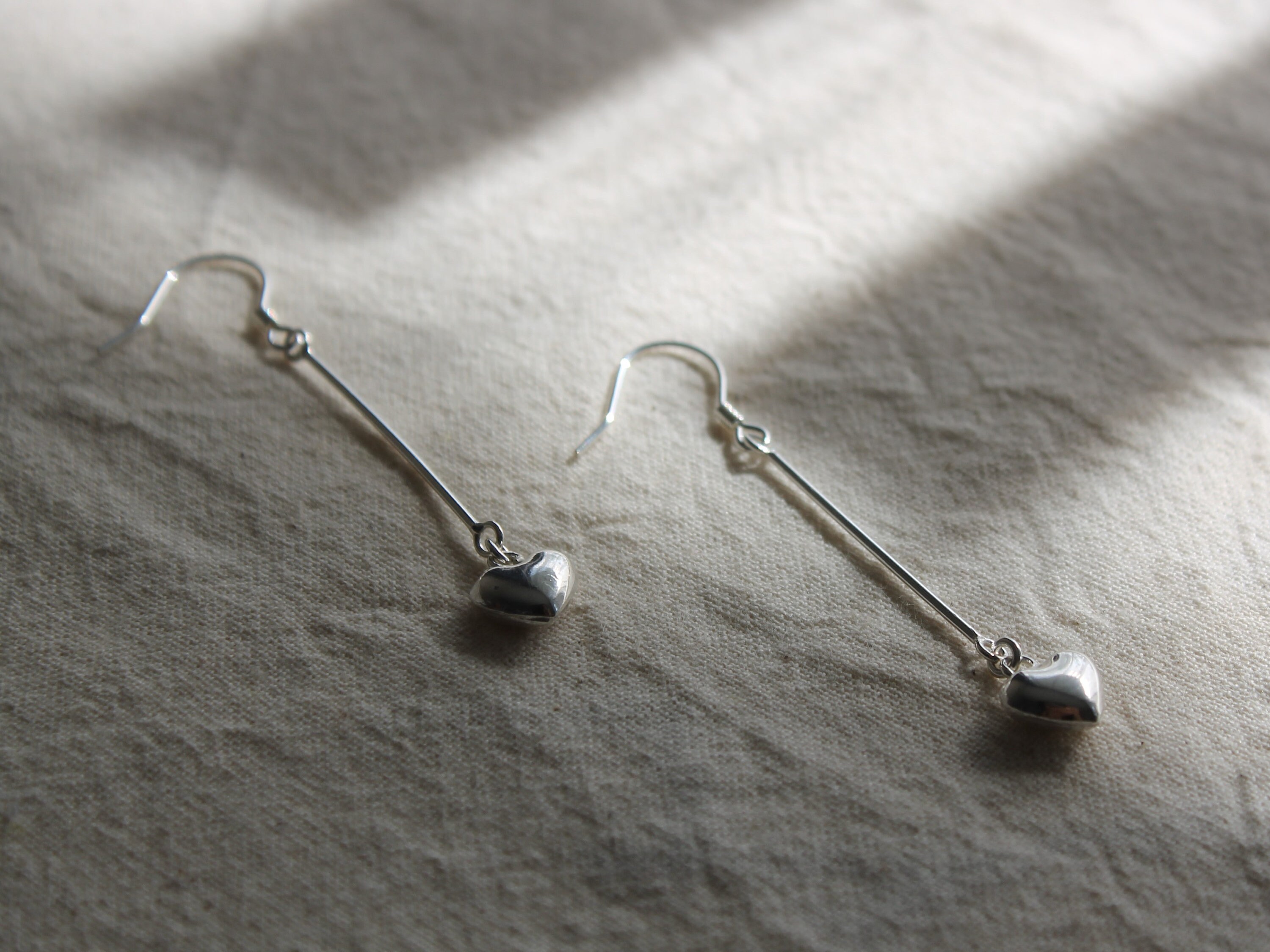 Silber Bar und Herz Ohrringe moderne Minimale Ohrringe Party | Etsy