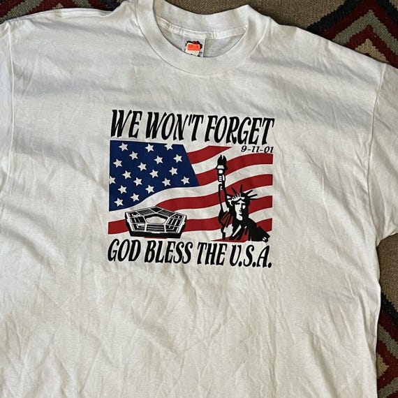 Vintage Patriotic 9-11-01 We Won't Forget Y2K T-shirt | Mens XL