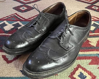 Zapatos de vestir vintage Hanover V-Cleat de piel de becerro negra con puntera de ala, estilo años 60, para hombre, talla 12 D.