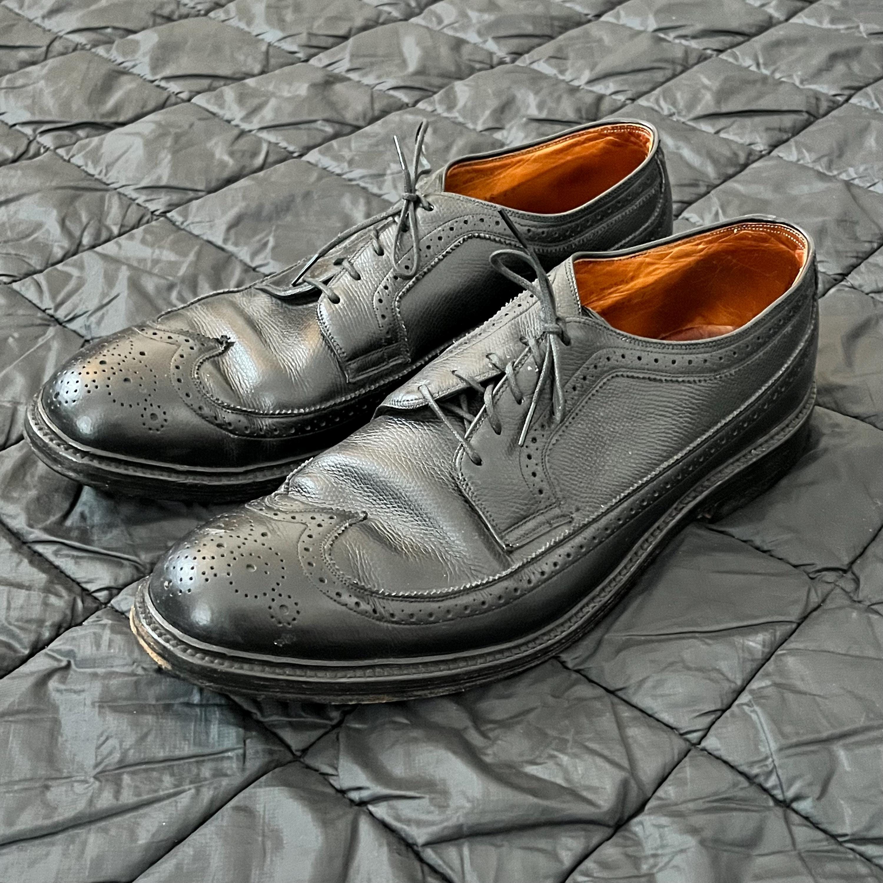 Johnston & Murphy Aristocraft Black Leather V Cleat Wingtip  display picture 1