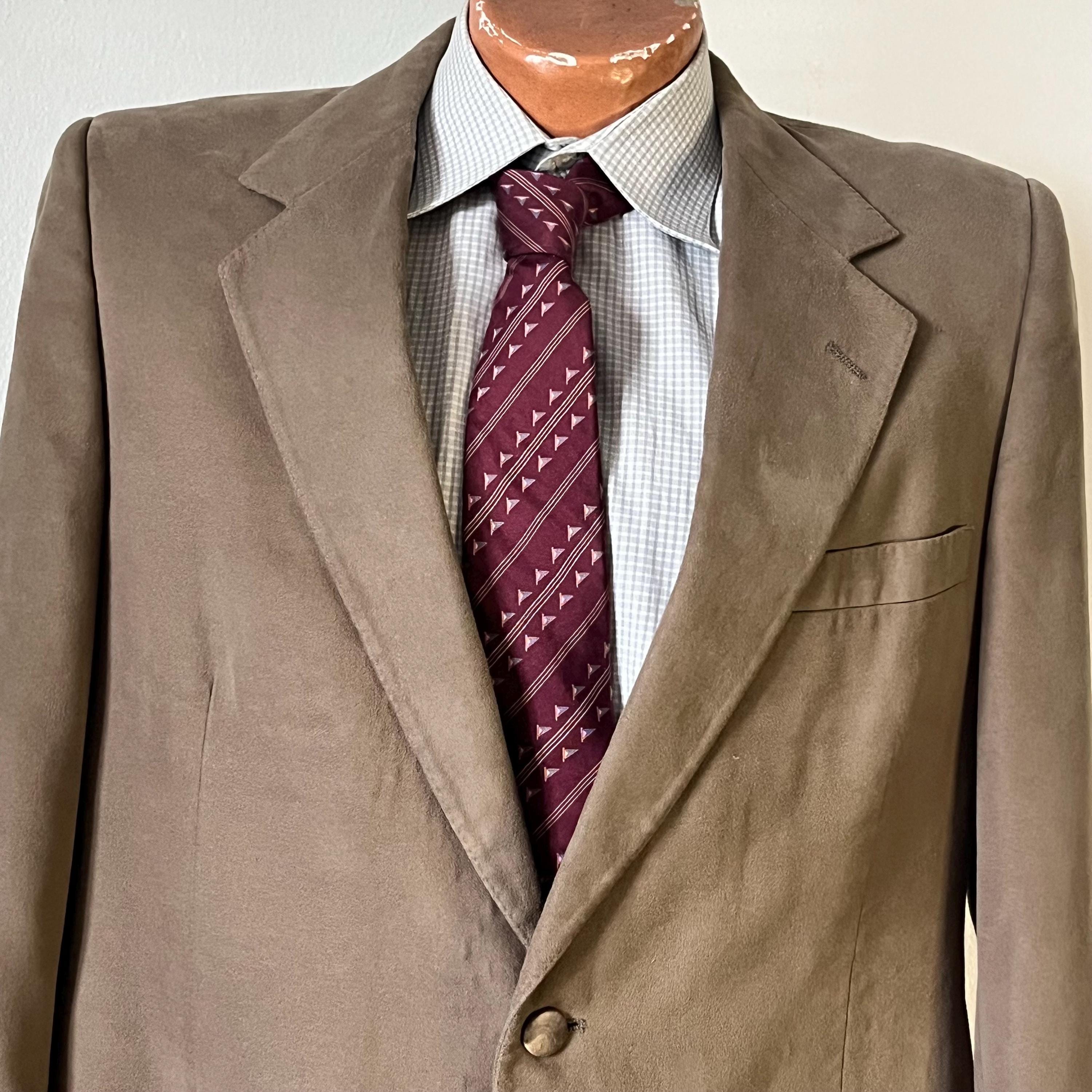 Lanvin, Vintage 80s Lanvin Feather Suede Jacket Mens 42 R Two Button Taupe Sportcoat