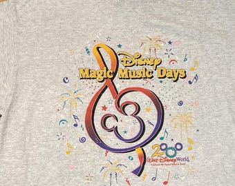 Vintage Disney World Magic Music Days 2000 Y2K T-Shirt | Mens XL Crewneck