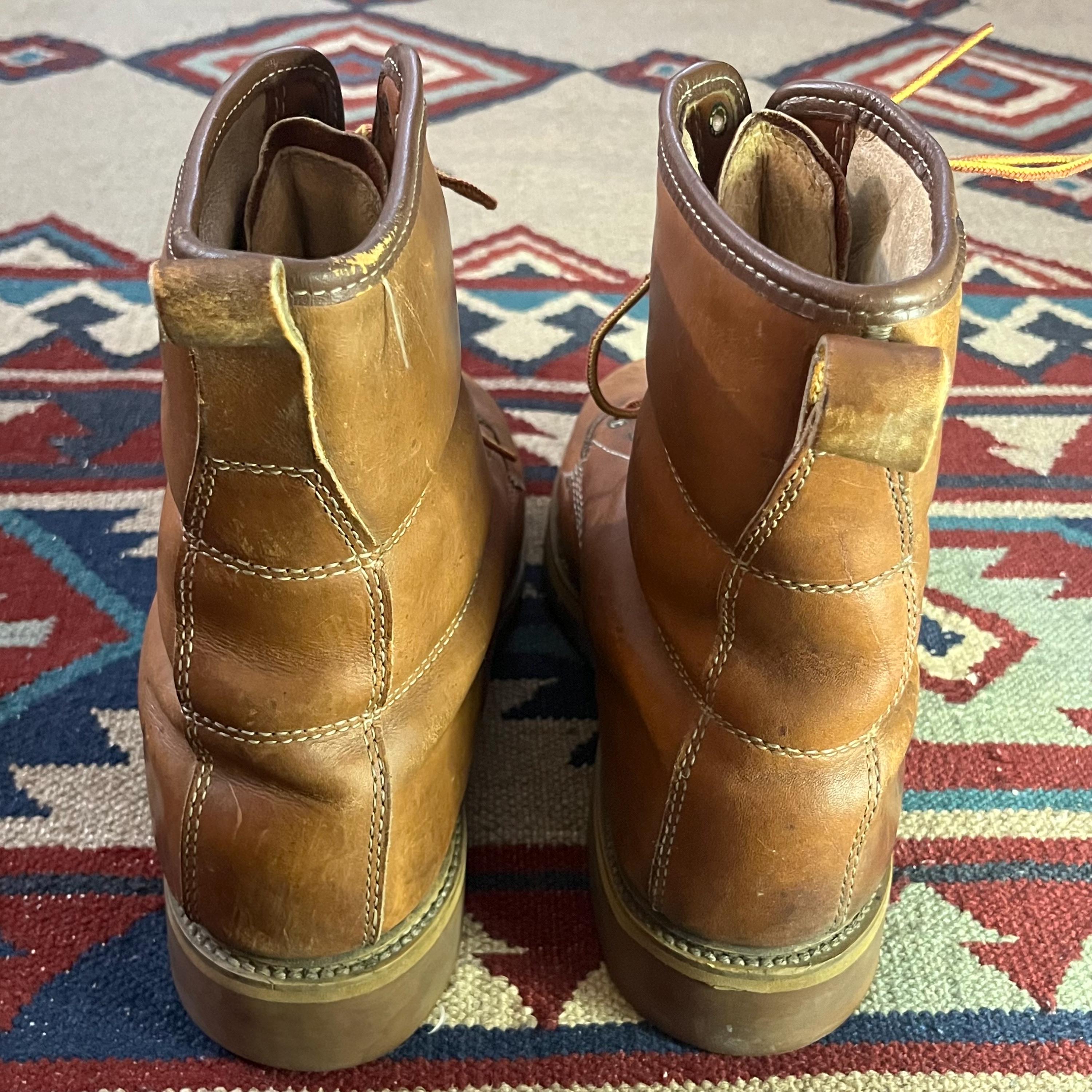mens vintage 70s Brown leather Wolverine 12\