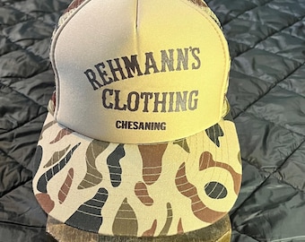 Rehmanns Clothing Michigan Farm Workwear Store Casquette trucker snapback | Casquette camouflage vintage en maille