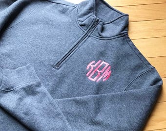 Sweat-shirt à monogramme 1/4 zippé - Quart de zip personnalisé - Pull ras du cou brodé