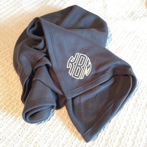 Personalized Fleece Blanket Monogrammed Fleece Blanket Etsy