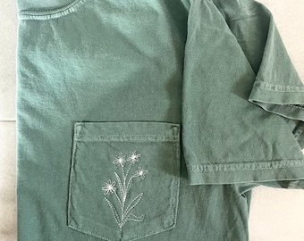 Embroidered Wildflower Pocket Tee – Comfort Colors Ring Spun Cotton