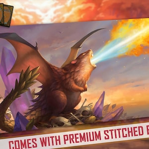 The Mouse Dragon | Inspirado por Bloomburrow, Magic the Gathering Playmat, Carne e Sangue, FaB, MTG, TCG - 24" x 14" polegadas (600 x 350 mm)