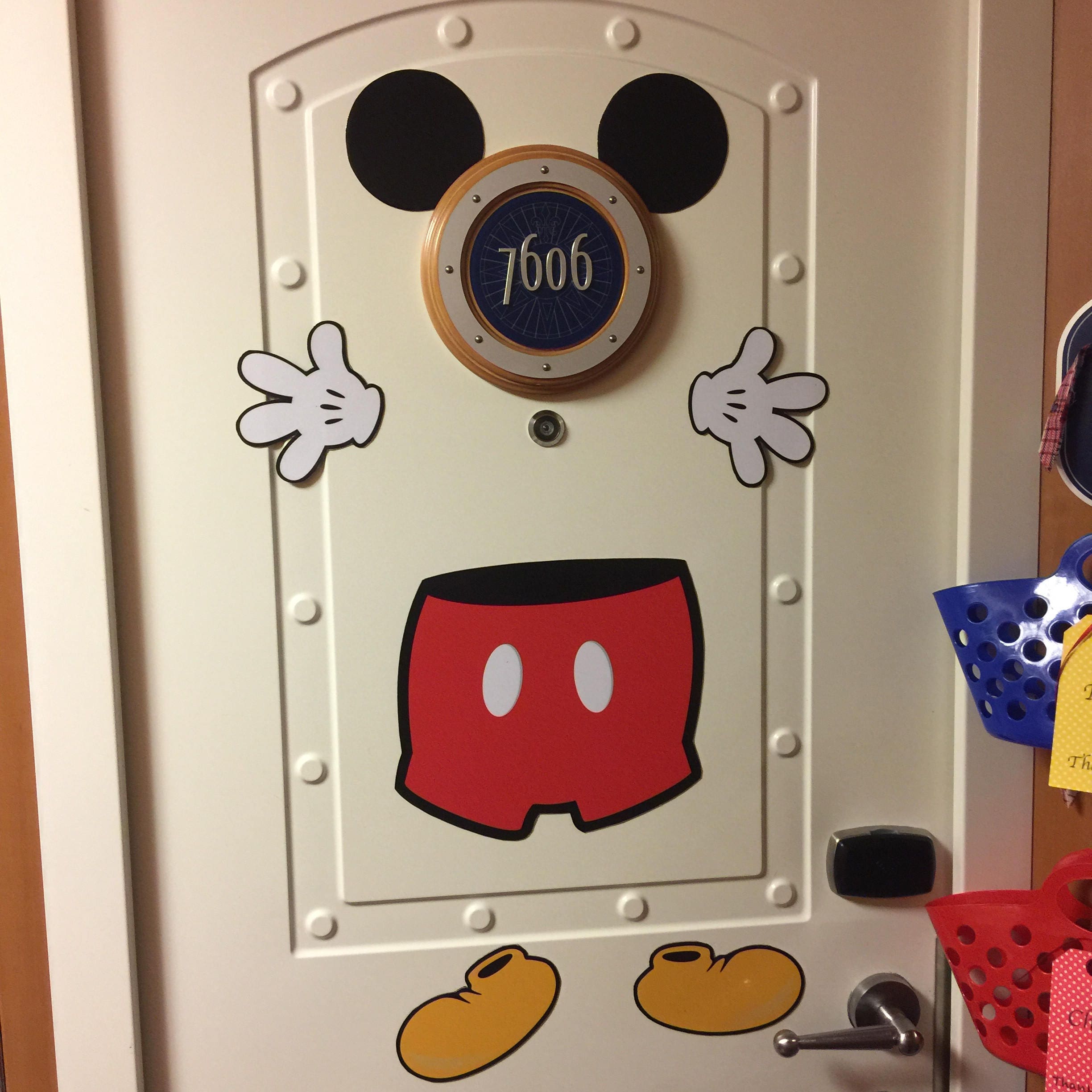 disney cruise ship door magnets