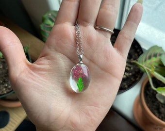 Pressed Flower Pendant, Birthday Gift, Gift for Her, Pink Flowers, Glass Necklace, Dried Flower Necklace, Christmas Gift, Dainty Necklace