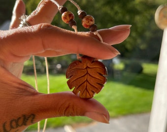 Monstera Pendant, Carved Avocado Stone, Carved Monstera Necklace, Monstera Deliciosa, Carved Avocado Pit, Christmas Gift, Birthday Gift