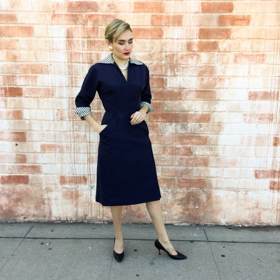 1950’s Navy Day Dress with Striped Accents - image 2